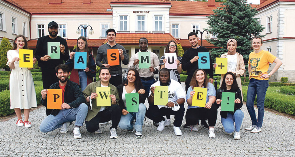Zagraniczni studenci w PWSTE w Jarosławiu w ramach programu Erasmus+