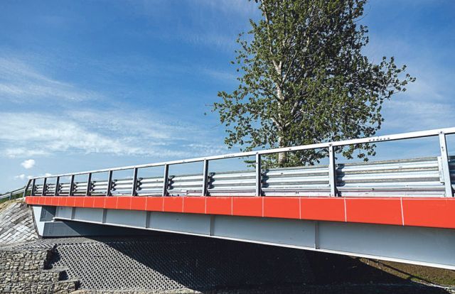 Most na Mleczce oficjalnie otwarty